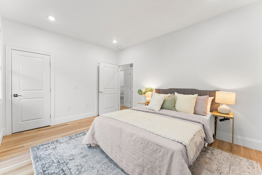272 Lincoln Street # 101