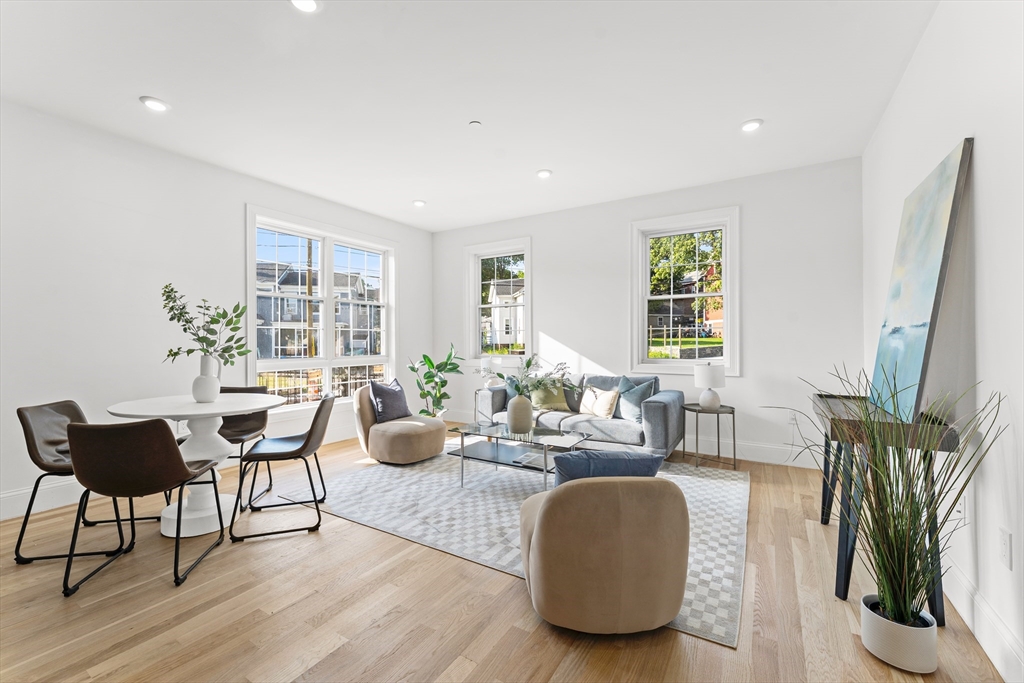 272 Lincoln Street # 101