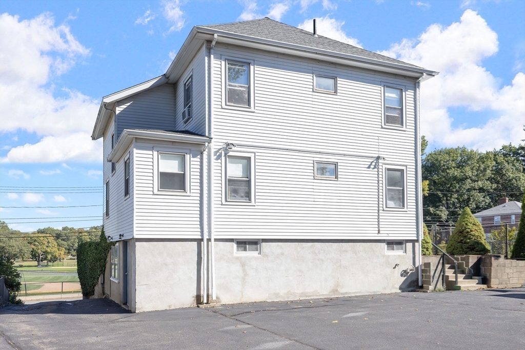 206-208 Cabot