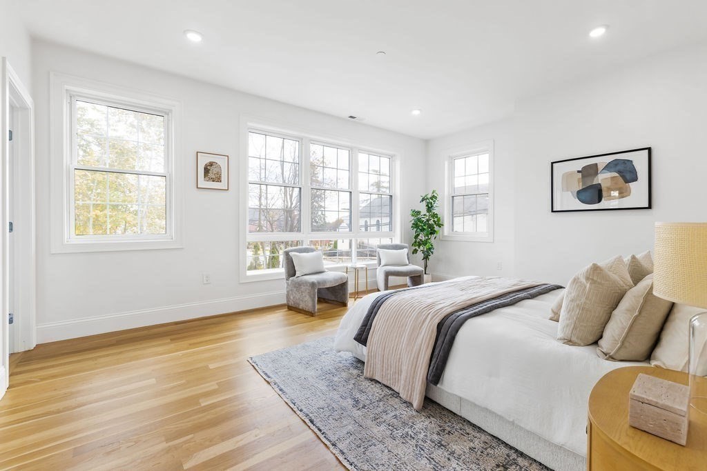 272 Lincoln Street # 103