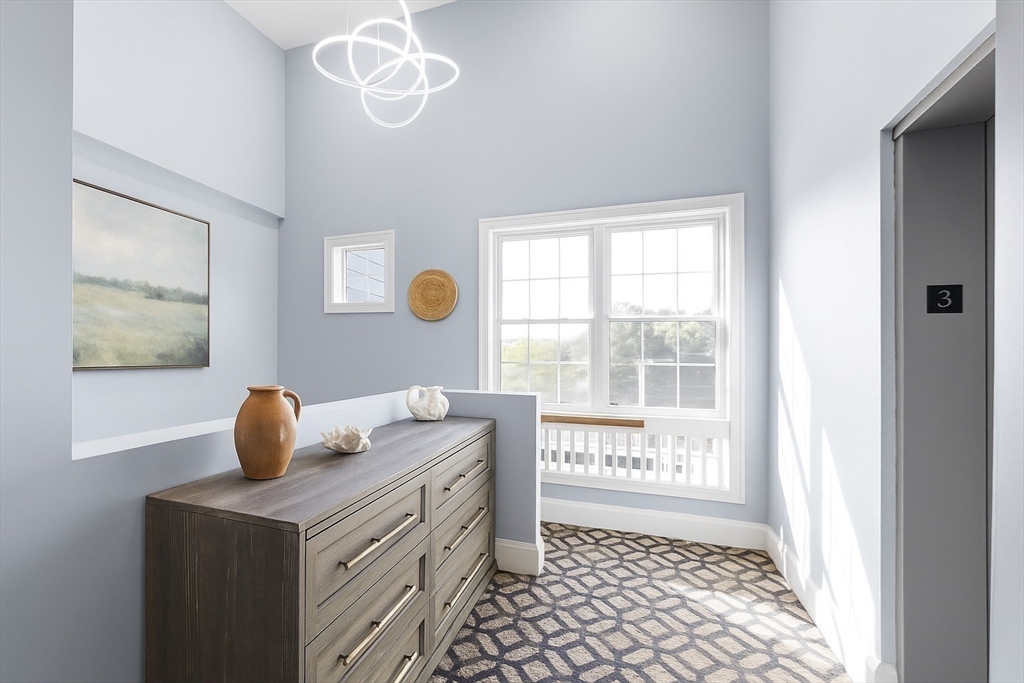 272 Lincoln Street # 302