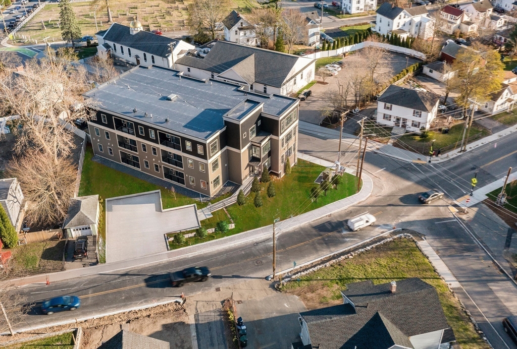 272 Lincoln Street # 302