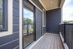 272 Lincoln St # 102