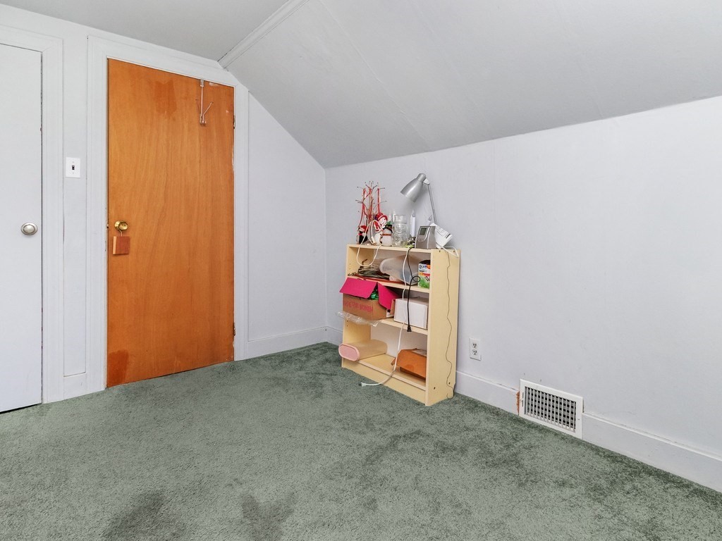 71 Farnum Road