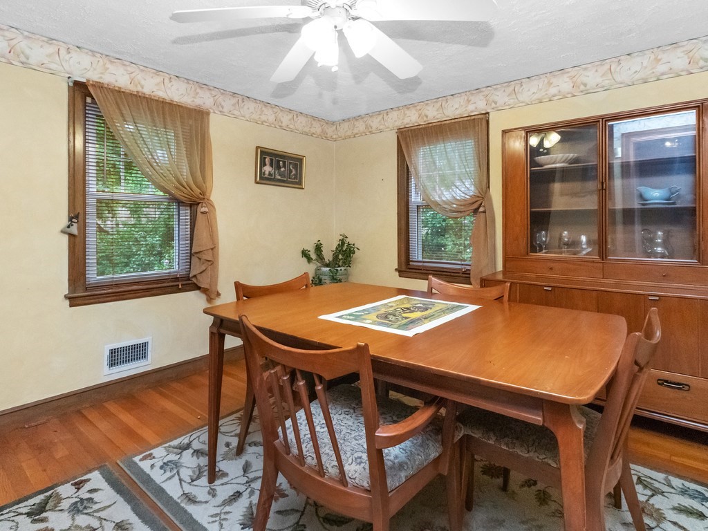 71 Farnum Road