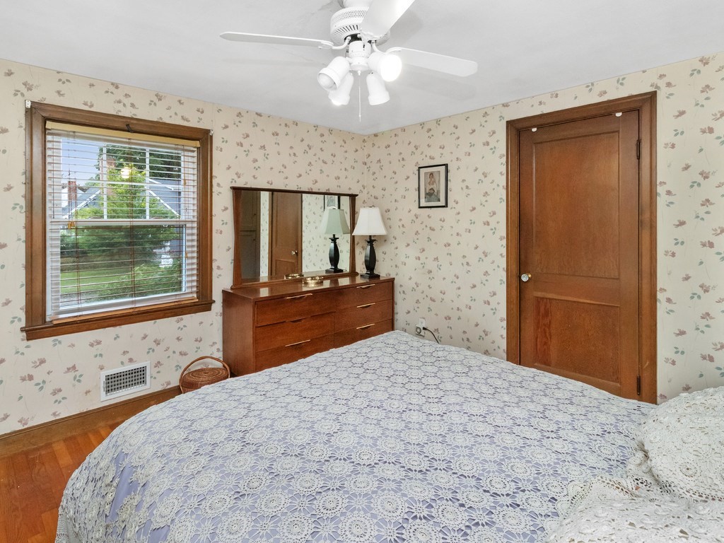 71 Farnum Road