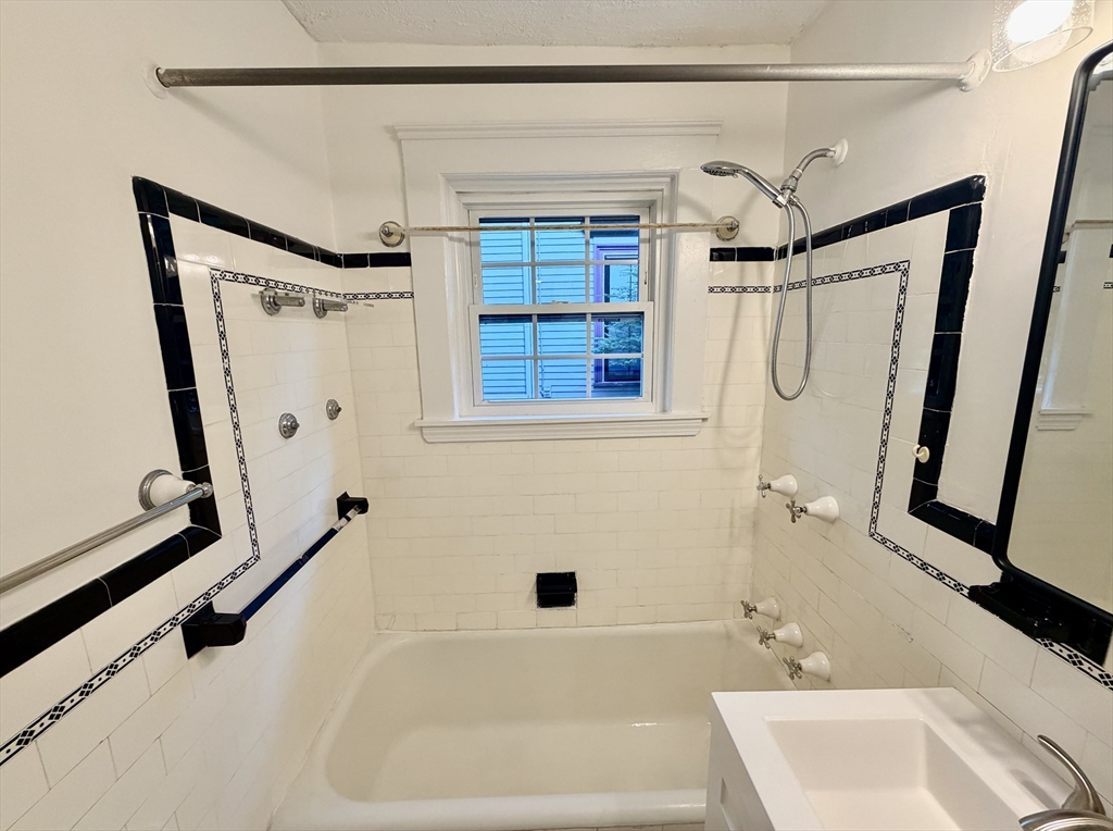 216 Tremont Street # 216