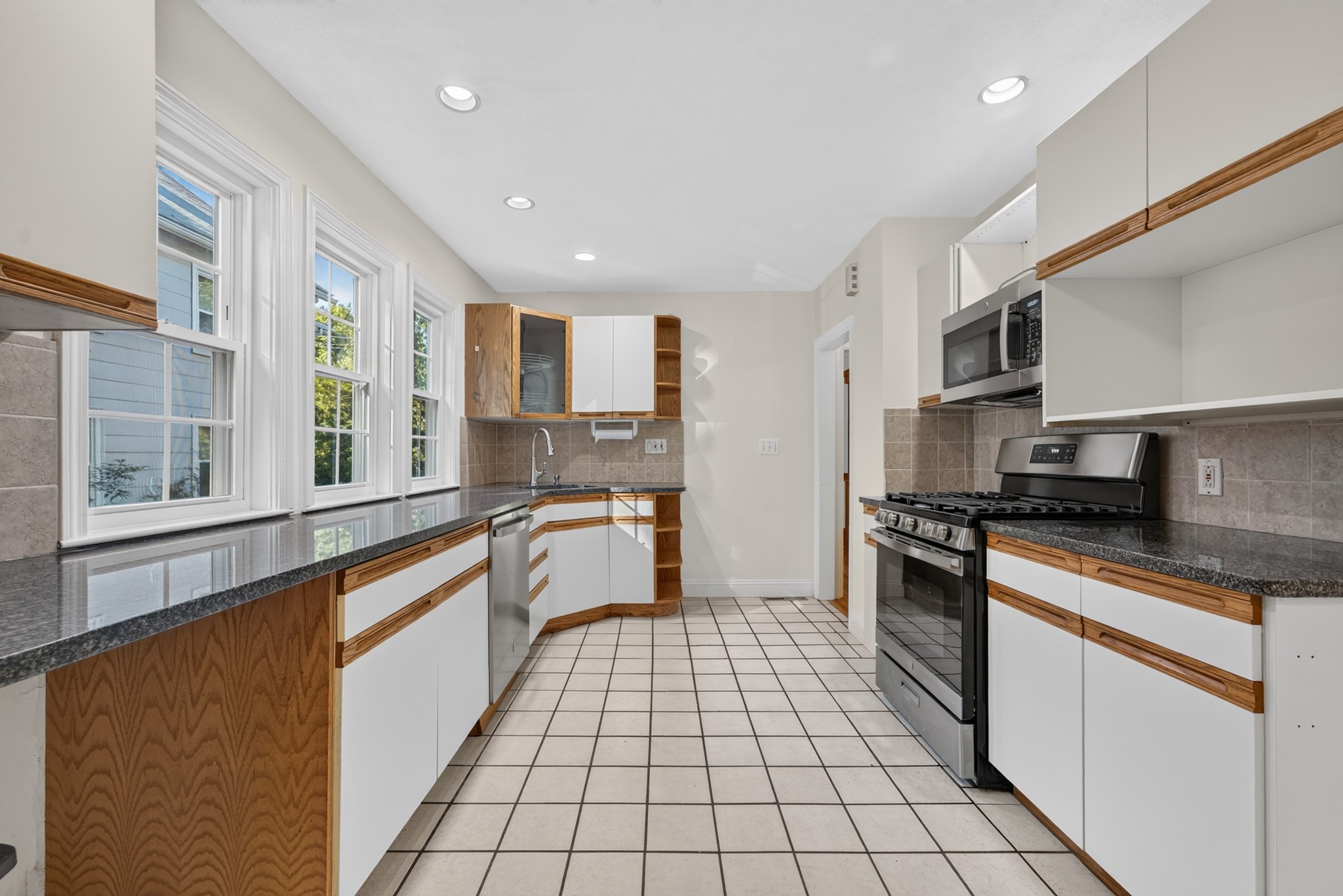 216 Tremont Street # 216
