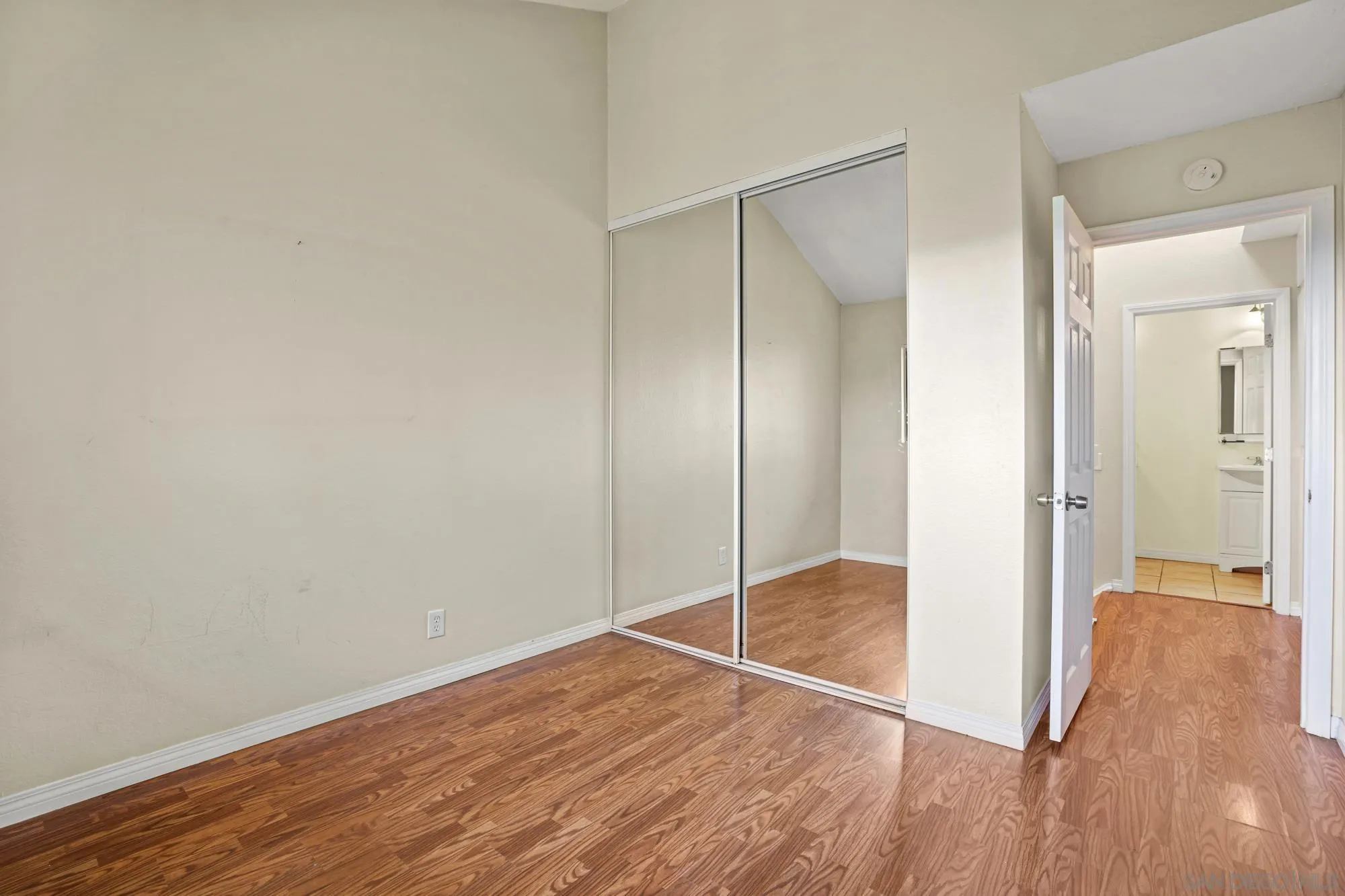 8851 Via Andar