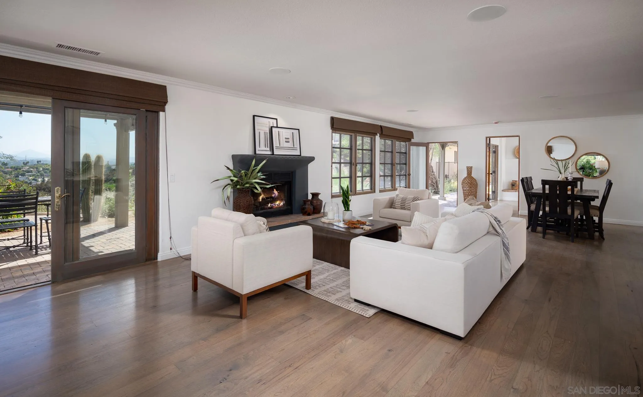 1243 Crest Drive