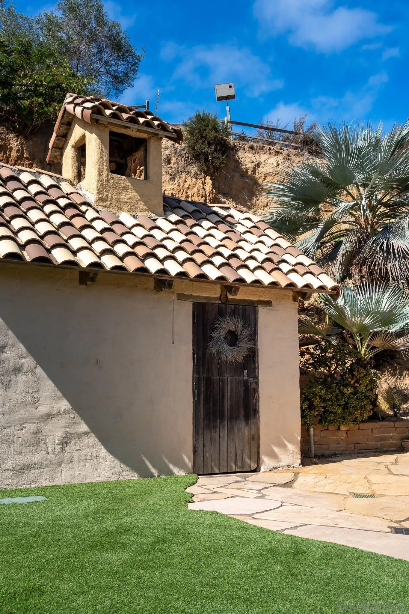 1243 Crest Drive
