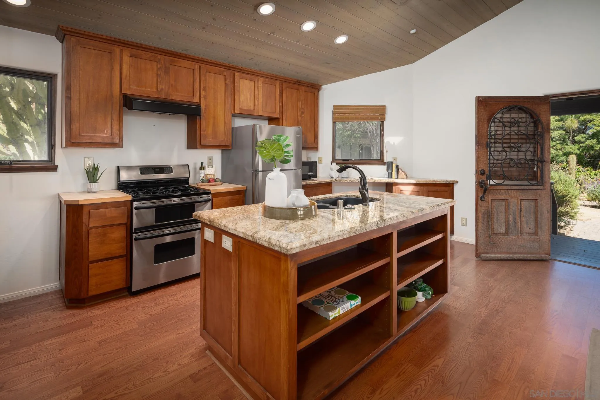 1243 Crest Drive