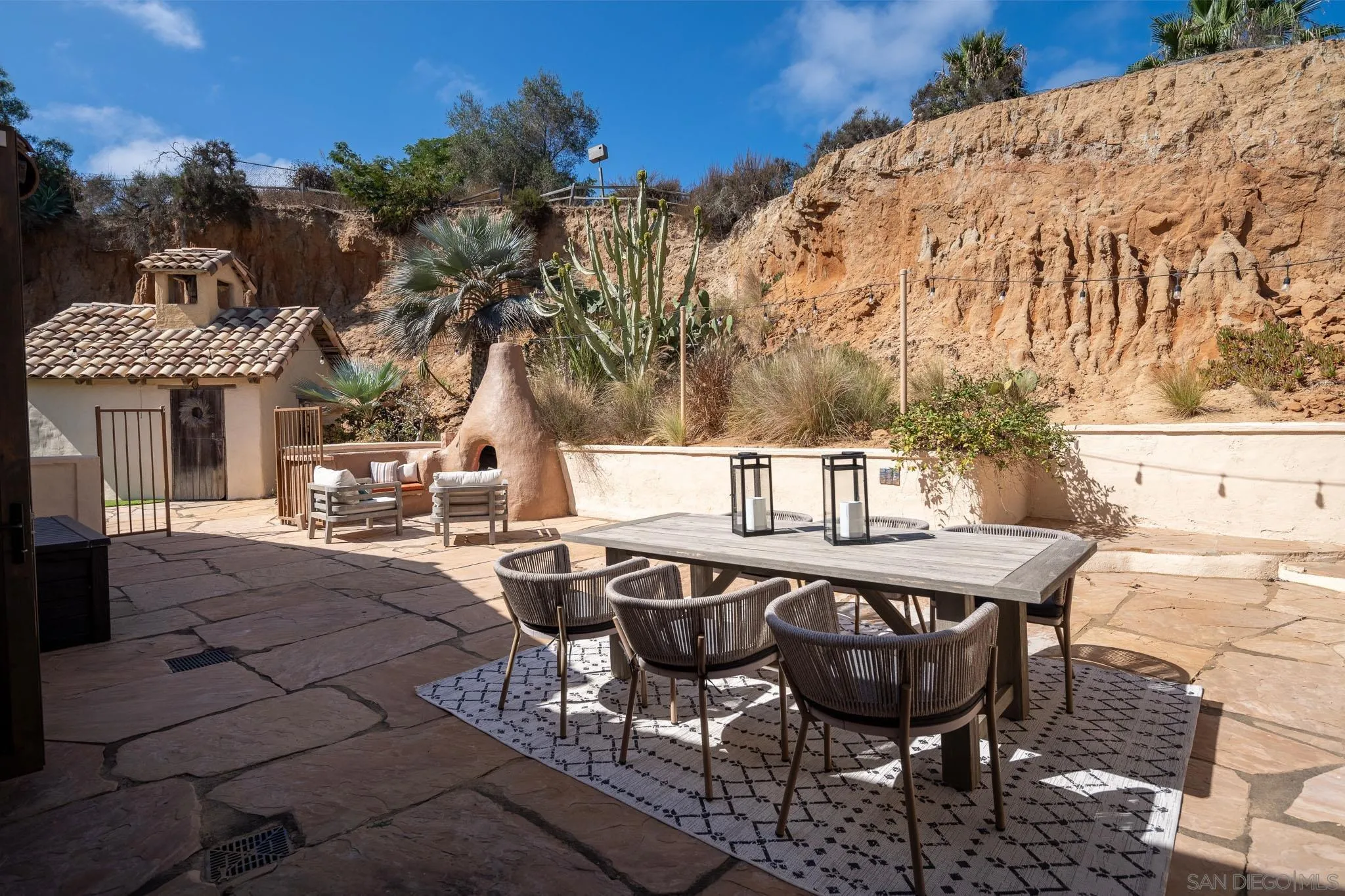 1243 Crest Drive