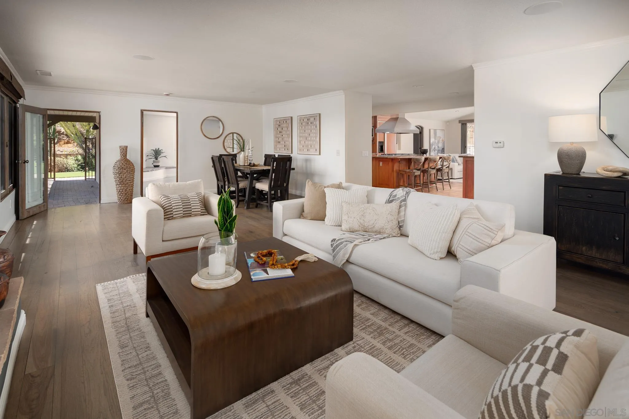 1243 Crest Drive