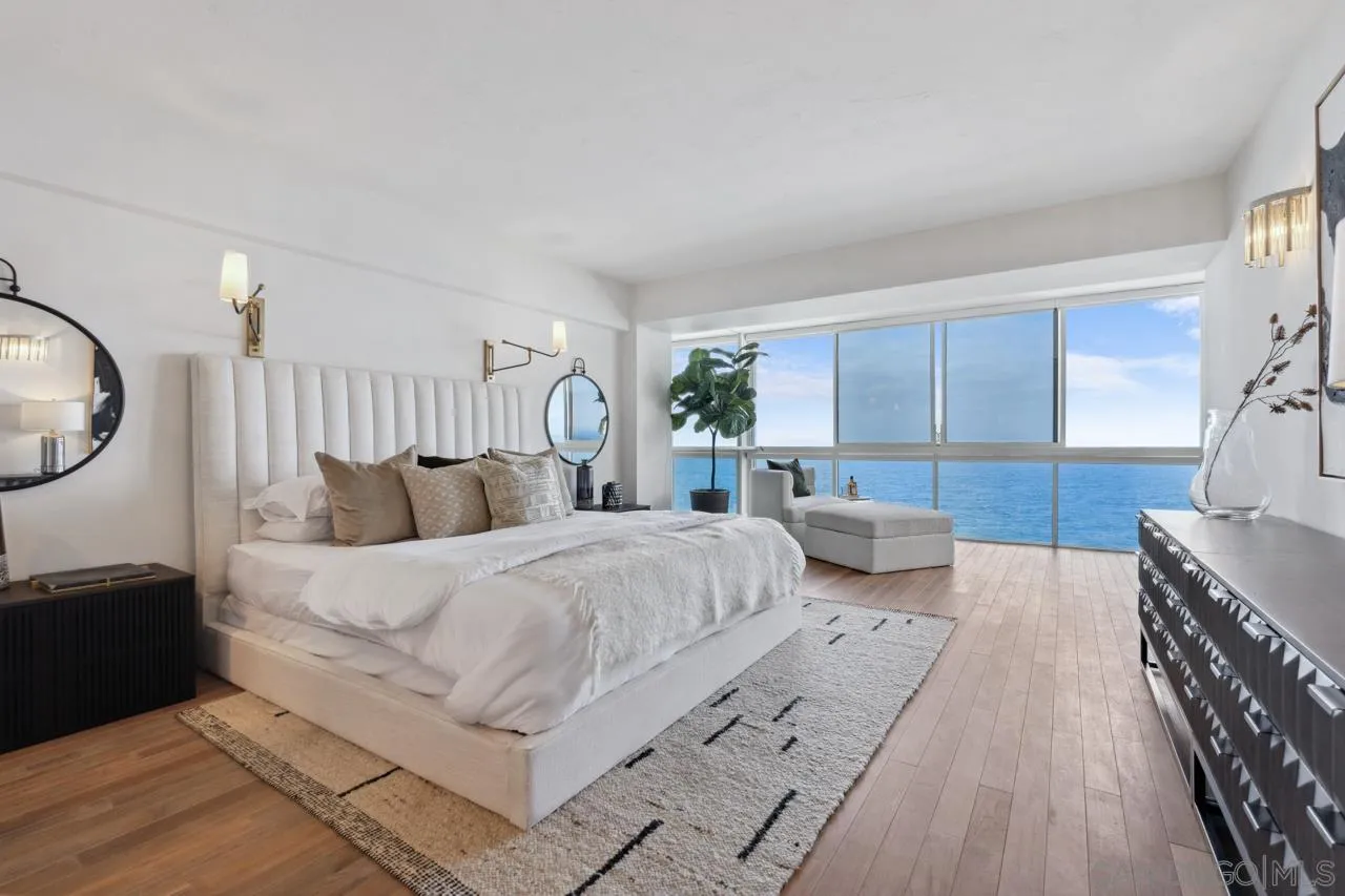 939 Coast Blvd Unit 12c
