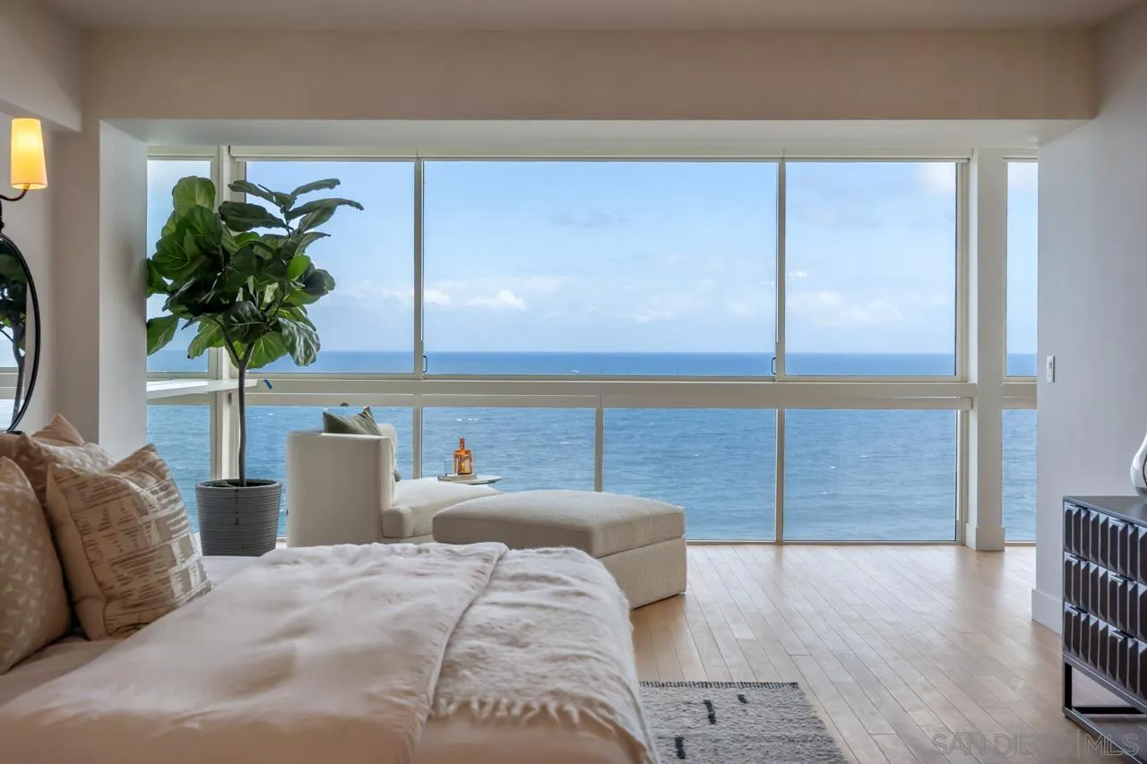 939 Coast Blvd Unit 12c