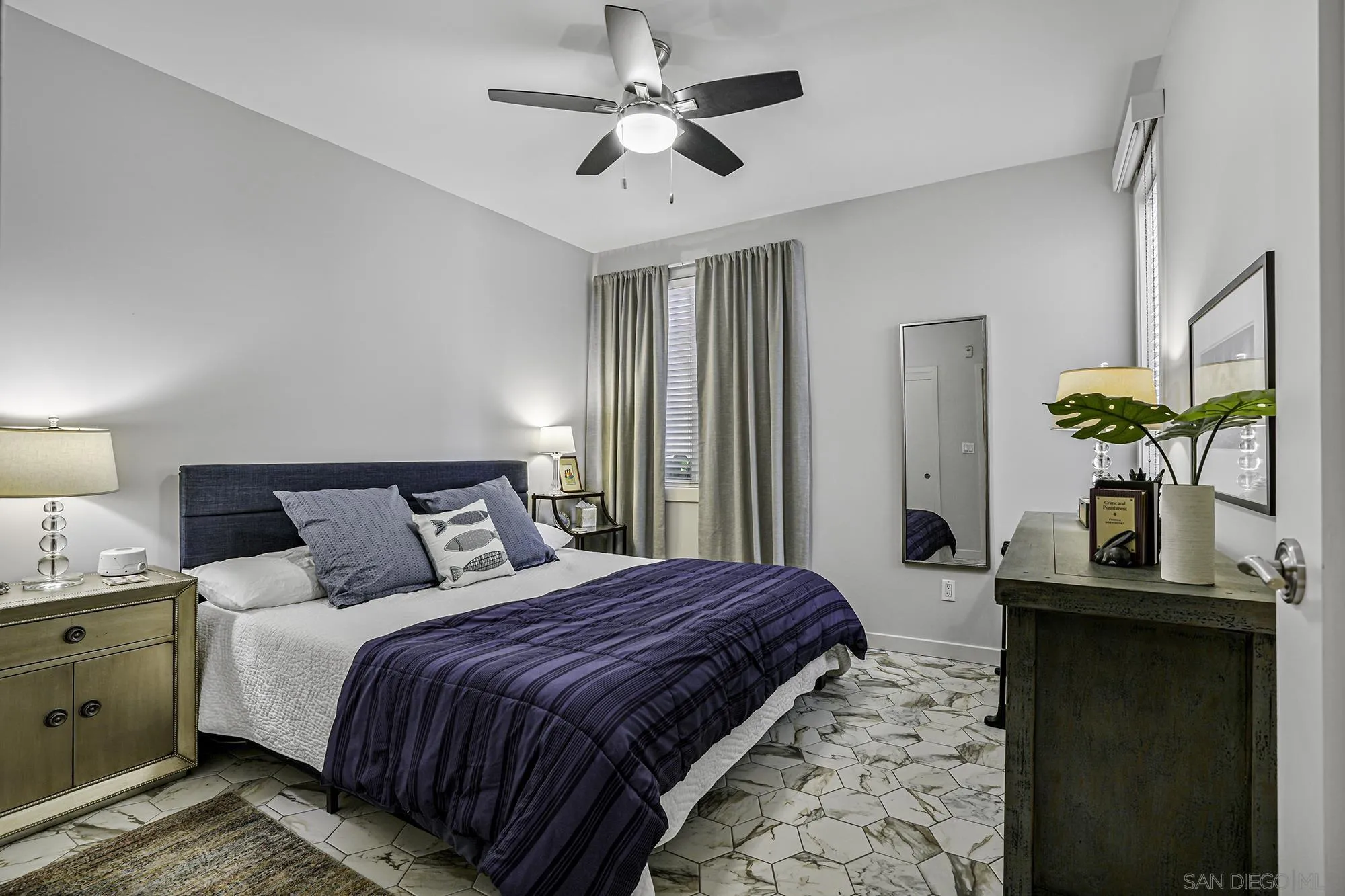 5450 La Jolla Blvd Unit: D101