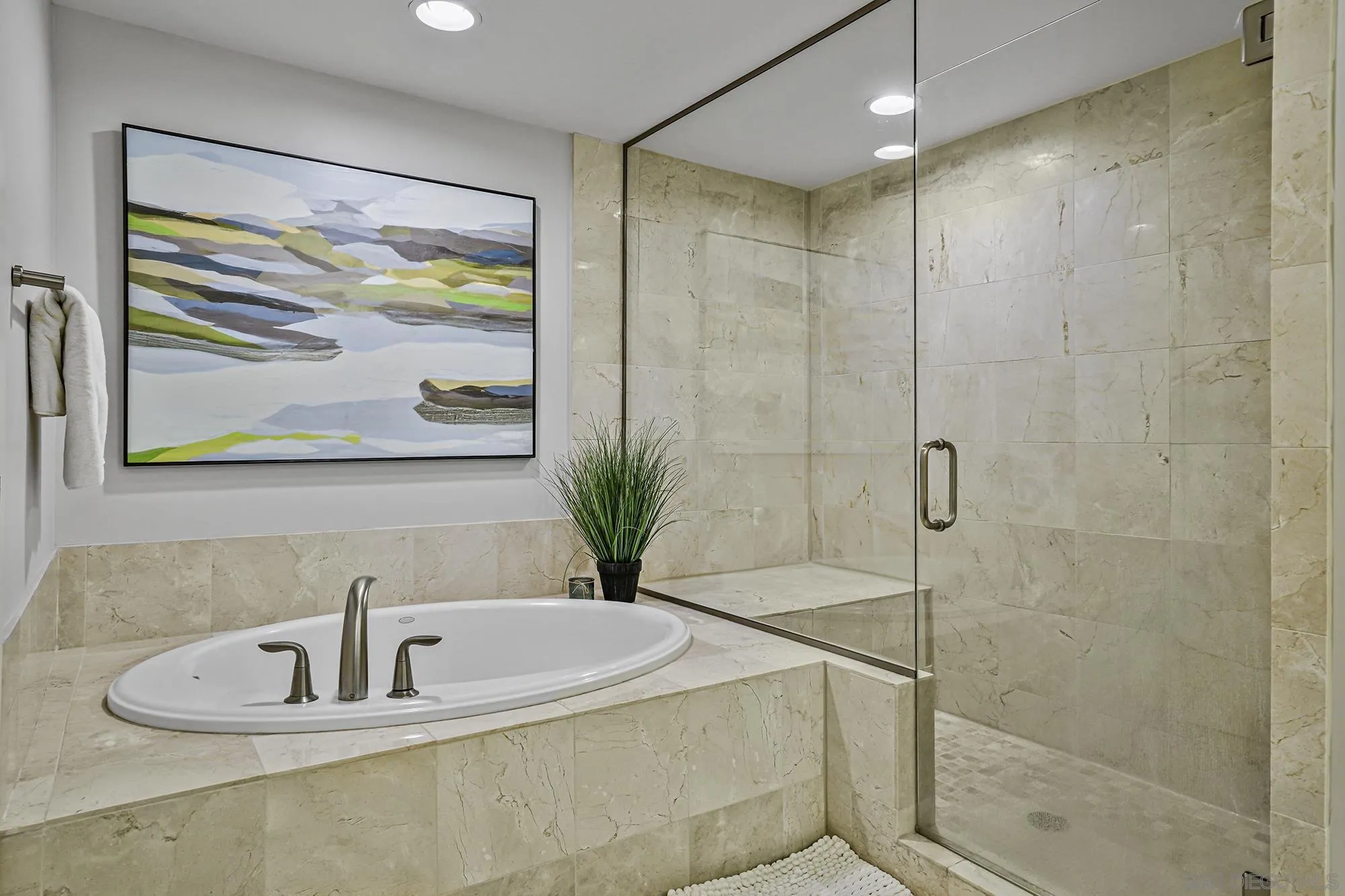 5450 La Jolla Blvd Unit: D101