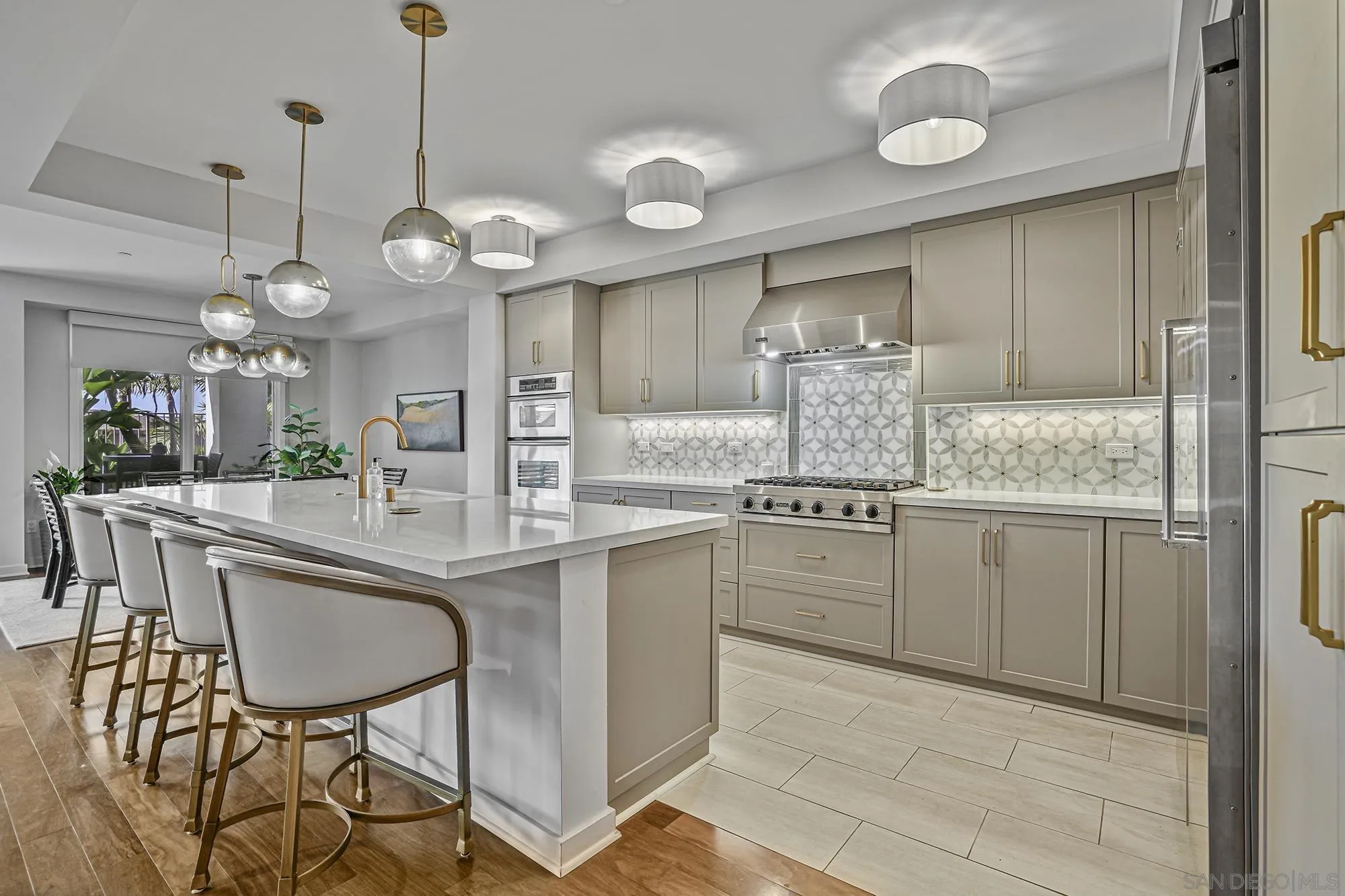 5450 La Jolla Blvd Unit: D101