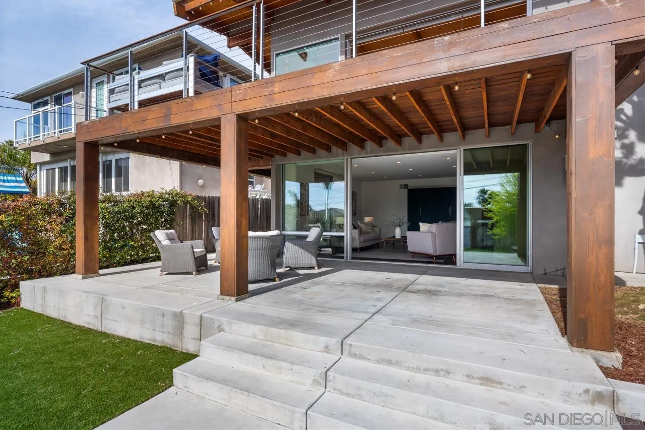 4529 Orchard Avenue
