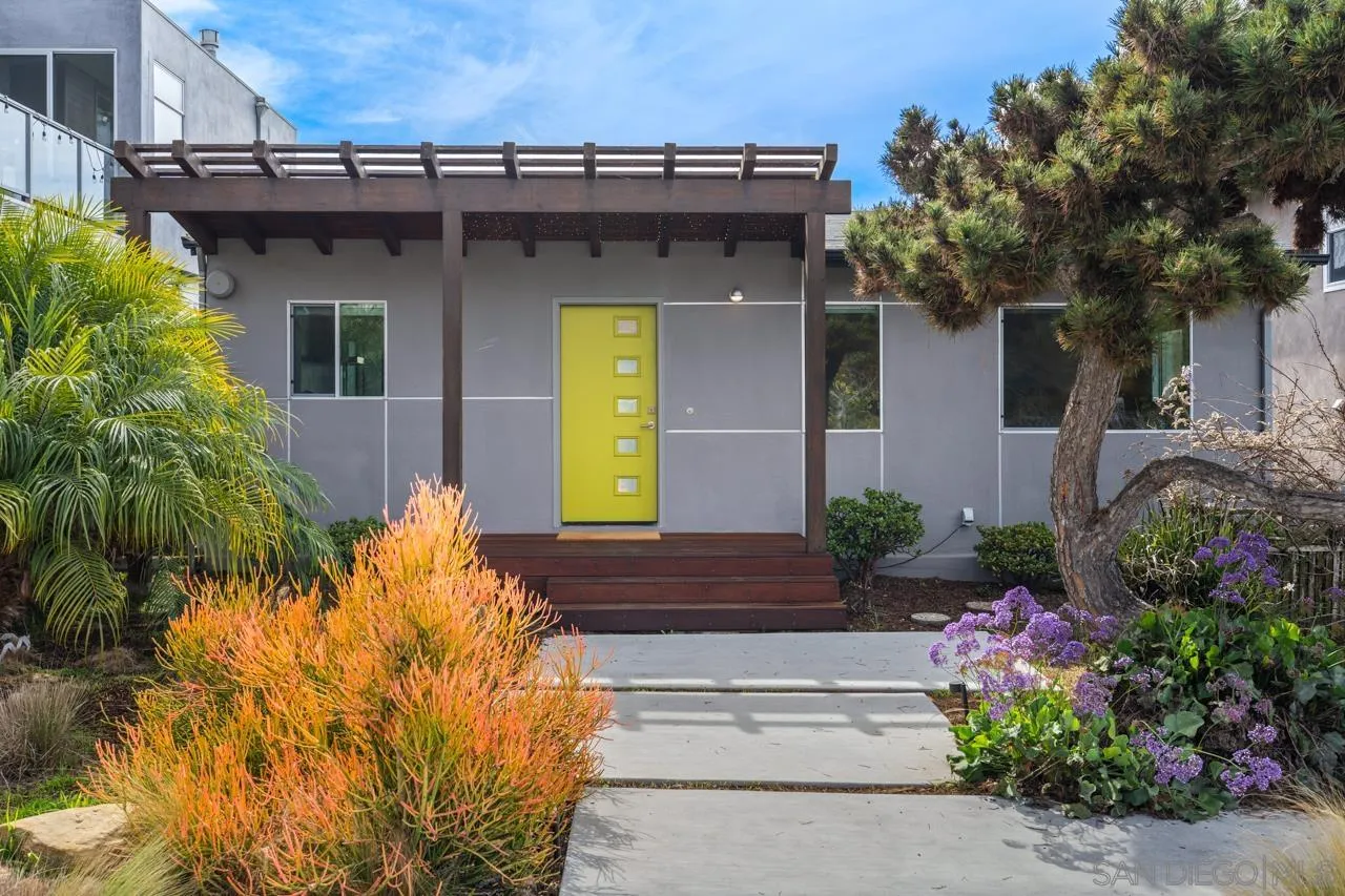 4529 Orchard Avenue