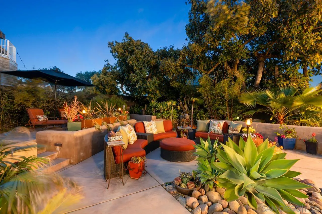 3434 Crown Point Drive