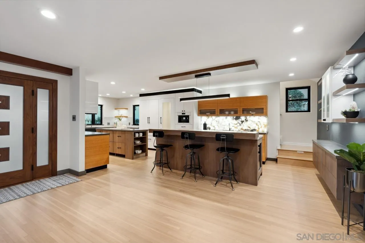 3434 Crown Point Drive