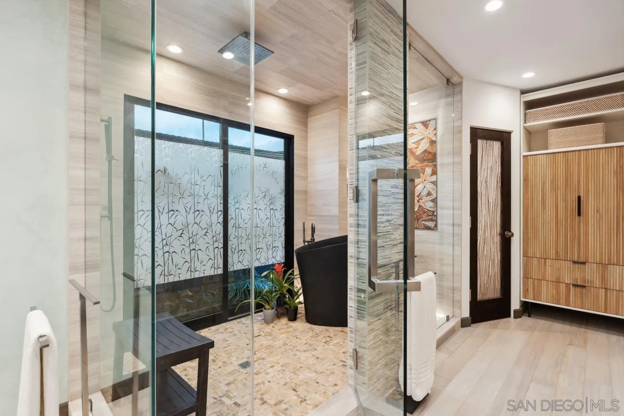 3434 Crown Point Drive