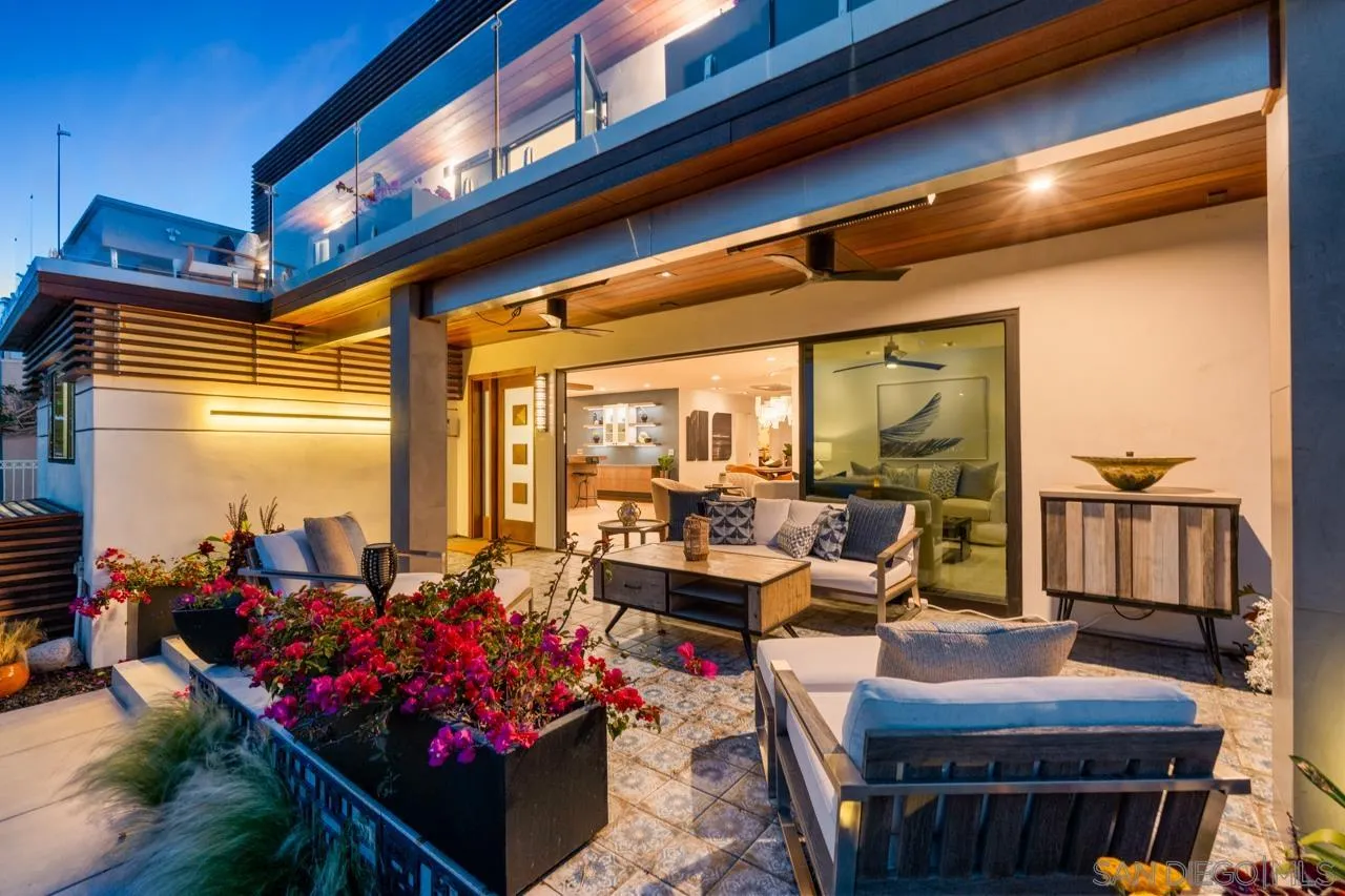 3434 Crown Point Drive