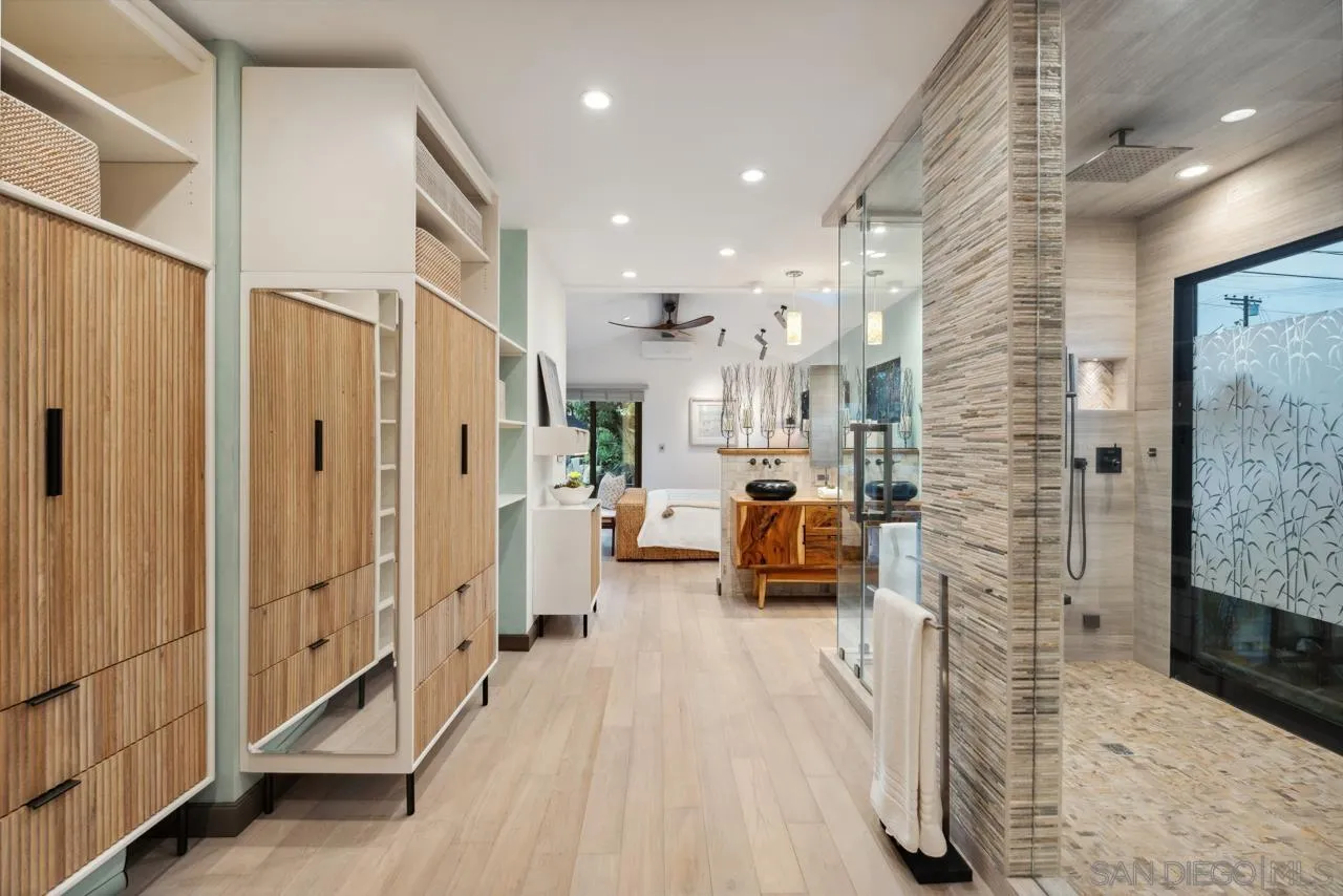 3434 Crown Point Drive
