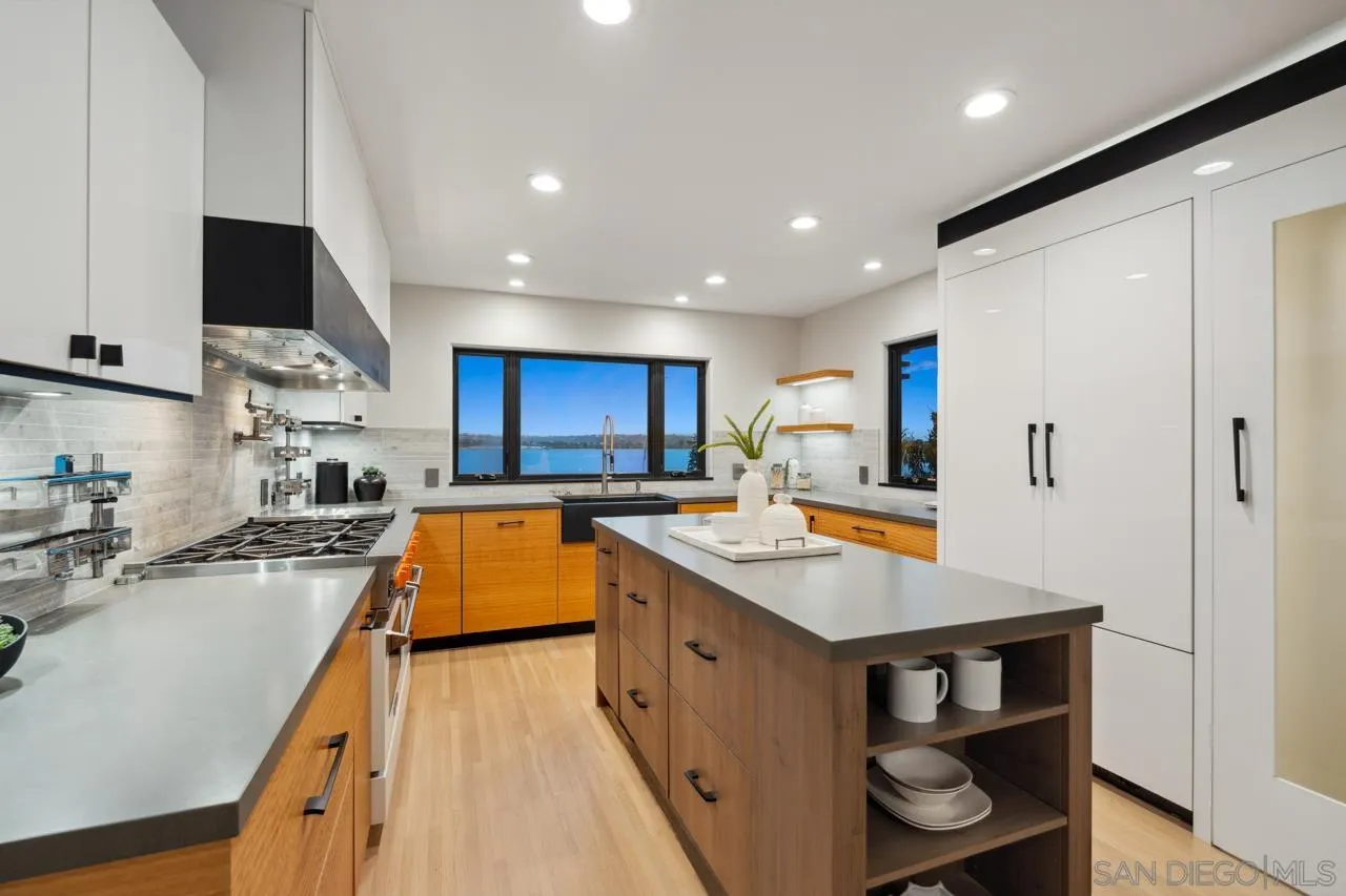 3434 Crown Point Drive