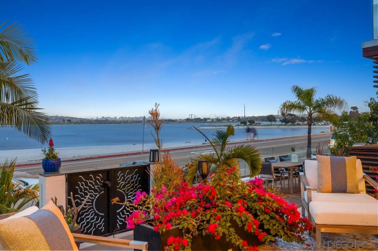 3434 Crown Point Drive