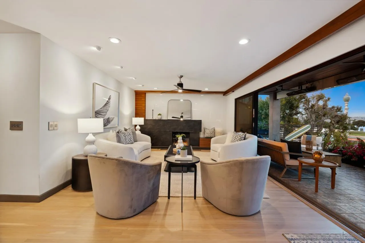 3434 Crown Point Drive