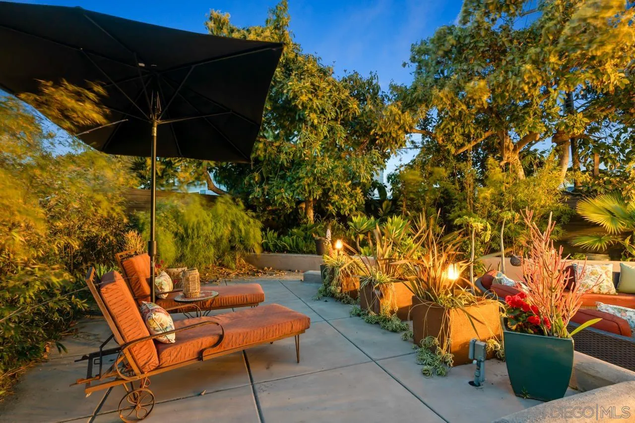 3434 Crown Point Drive