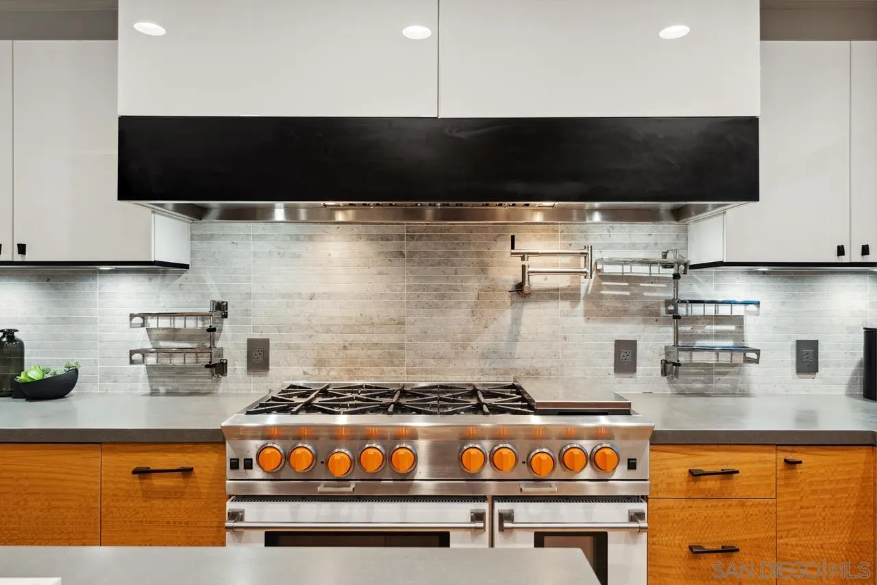 3434 Crown Point Drive