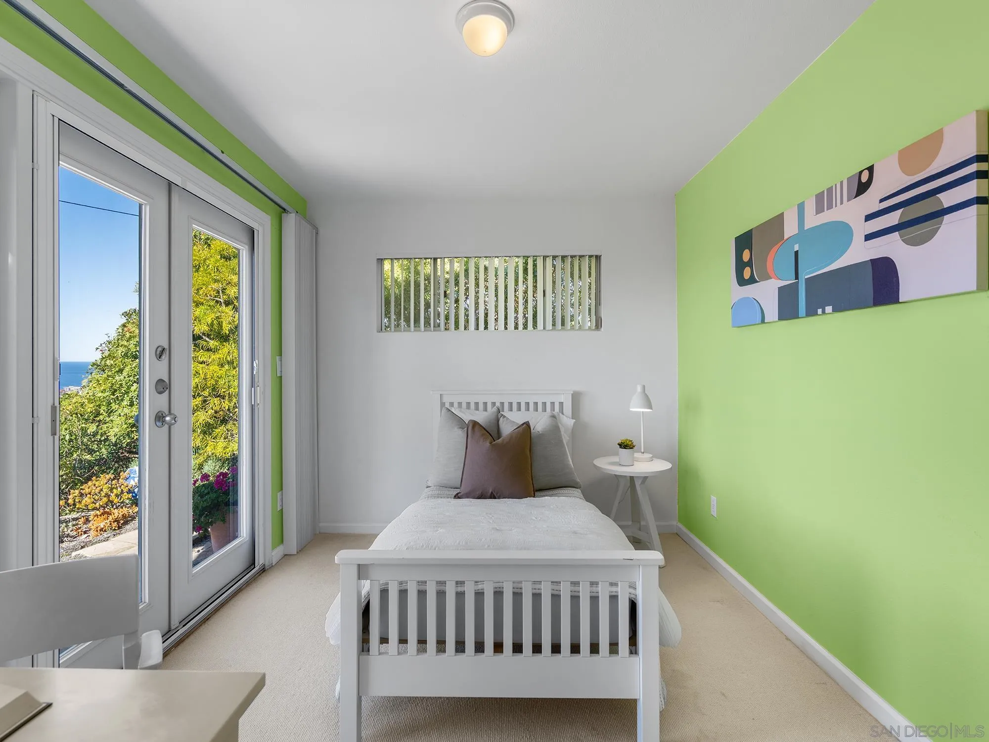 6424 El Camino Del Teatro