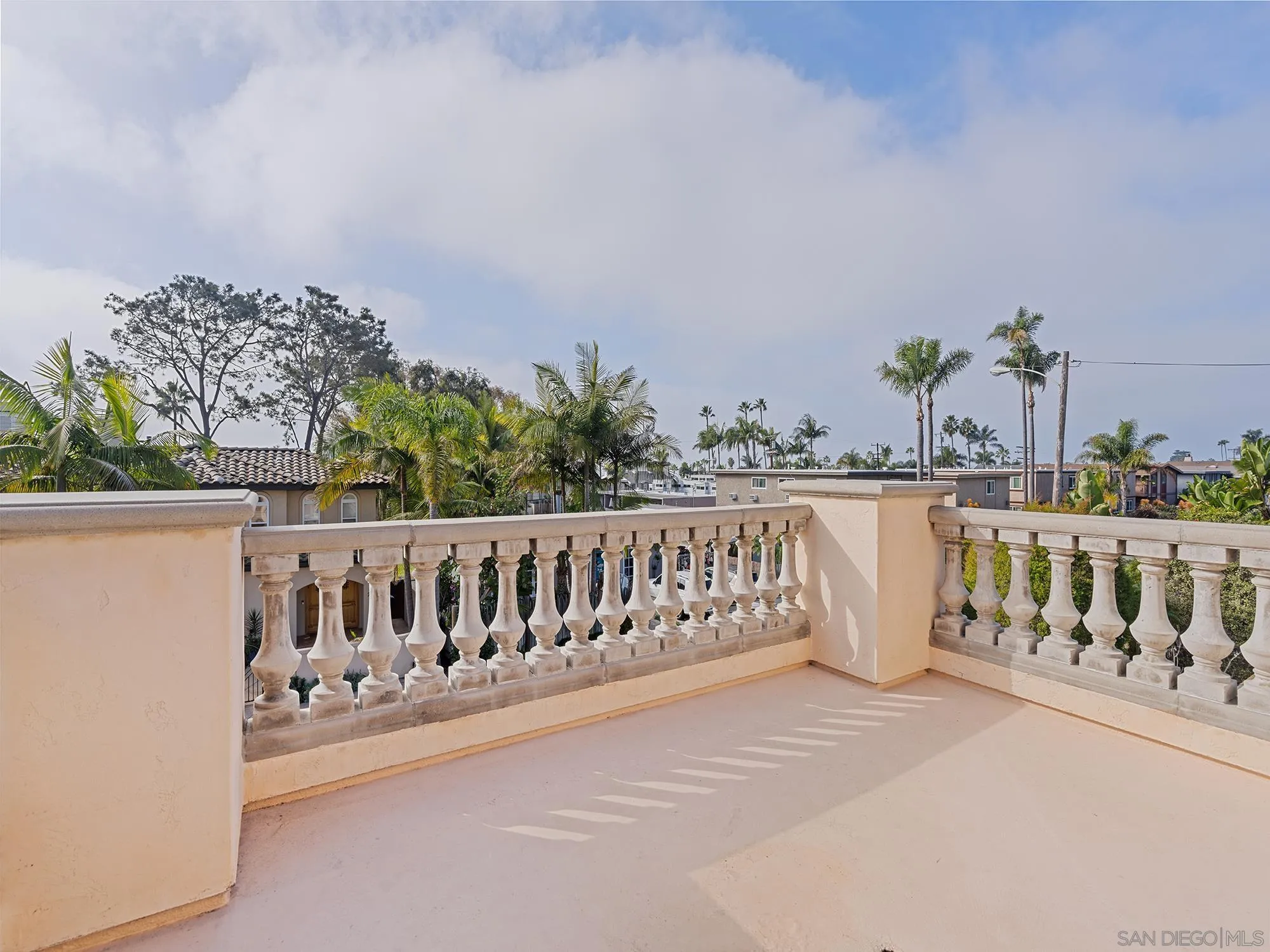 2265 Manchester Ave (and 2265a)