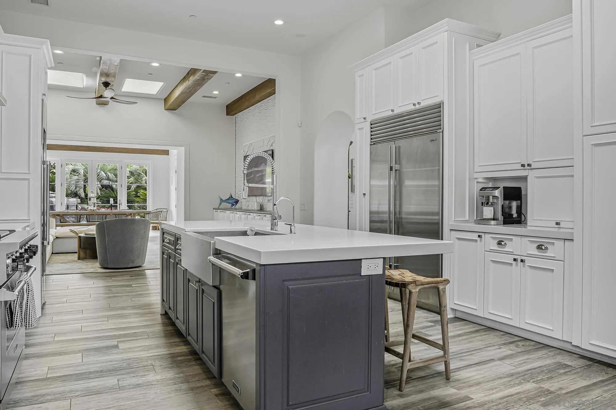 15823 The River Trail