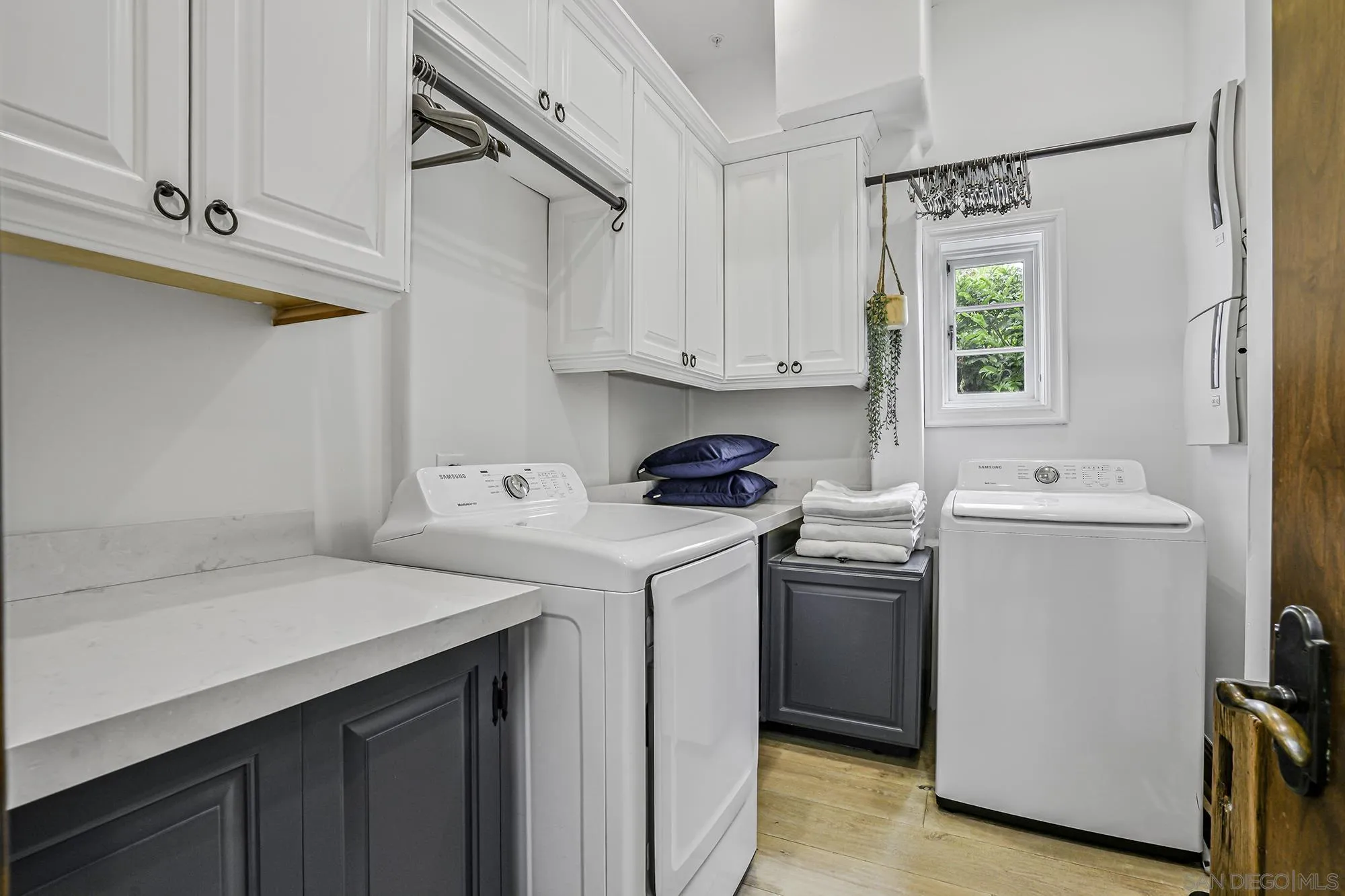 15823 The River Trail