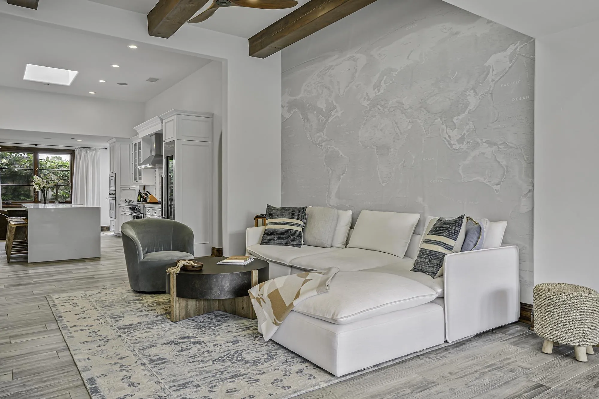 15823 The River Trail