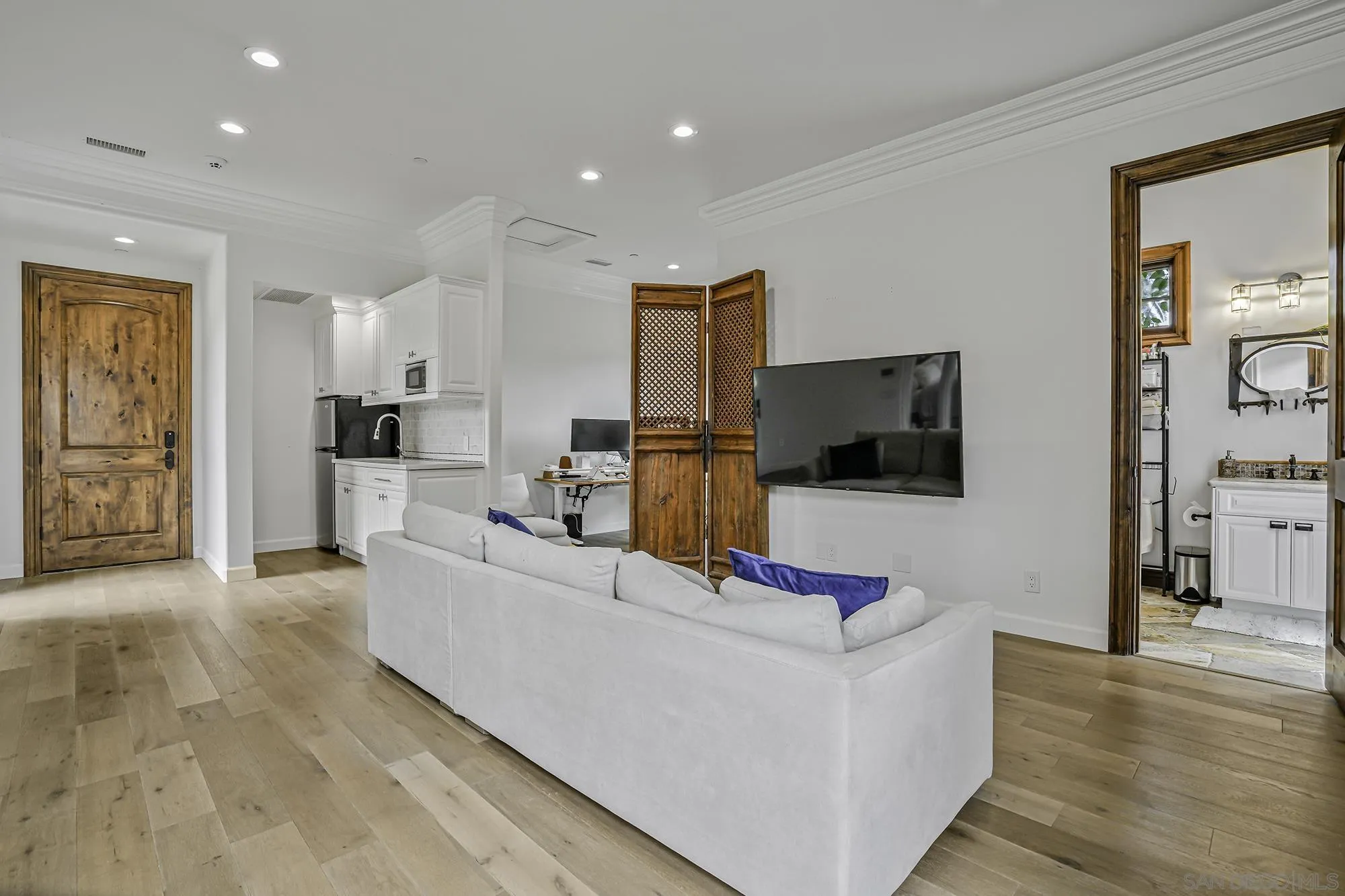 15823 The River Trail