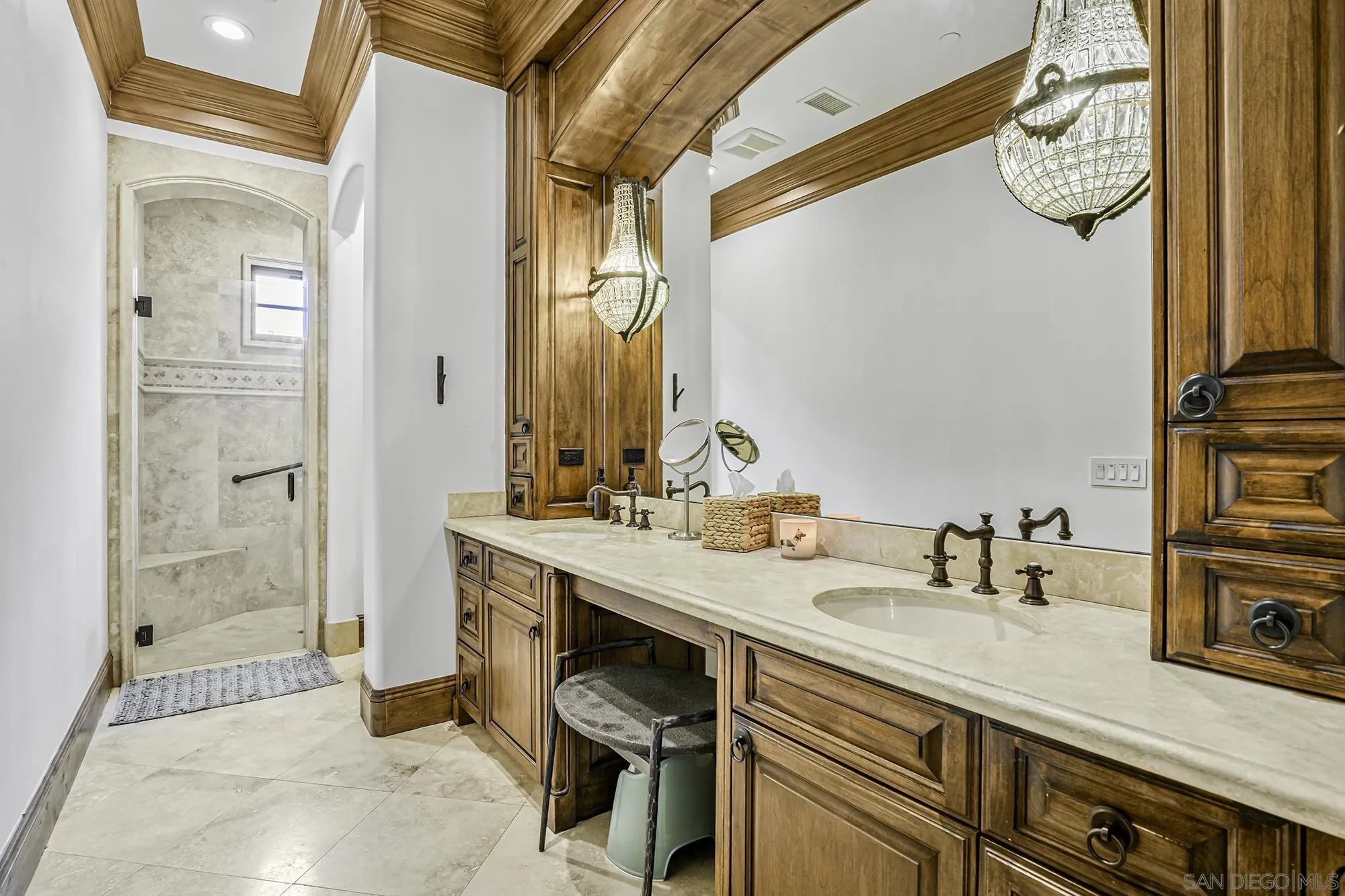 15823 The River Trail