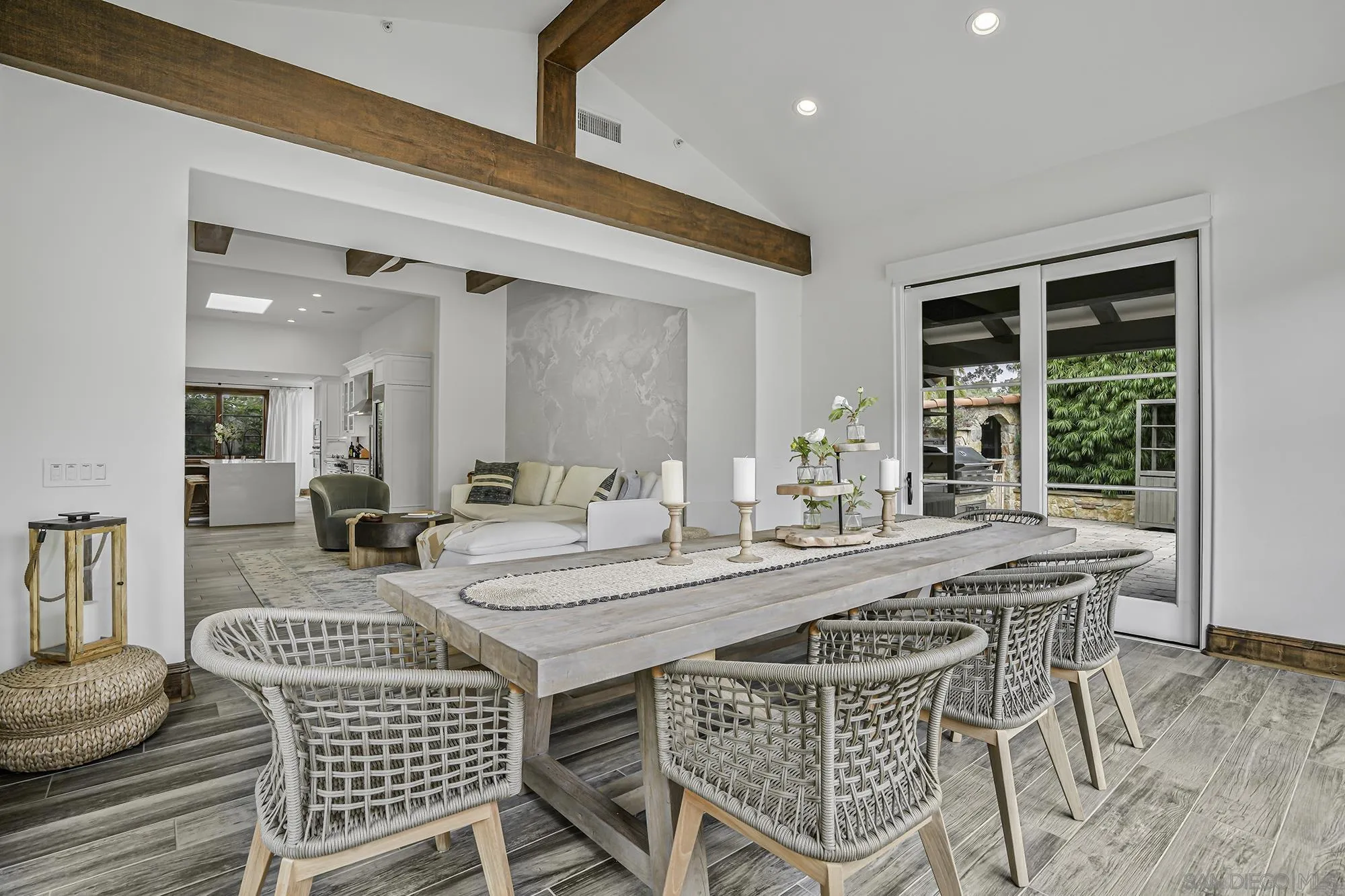 15823 The River Trail