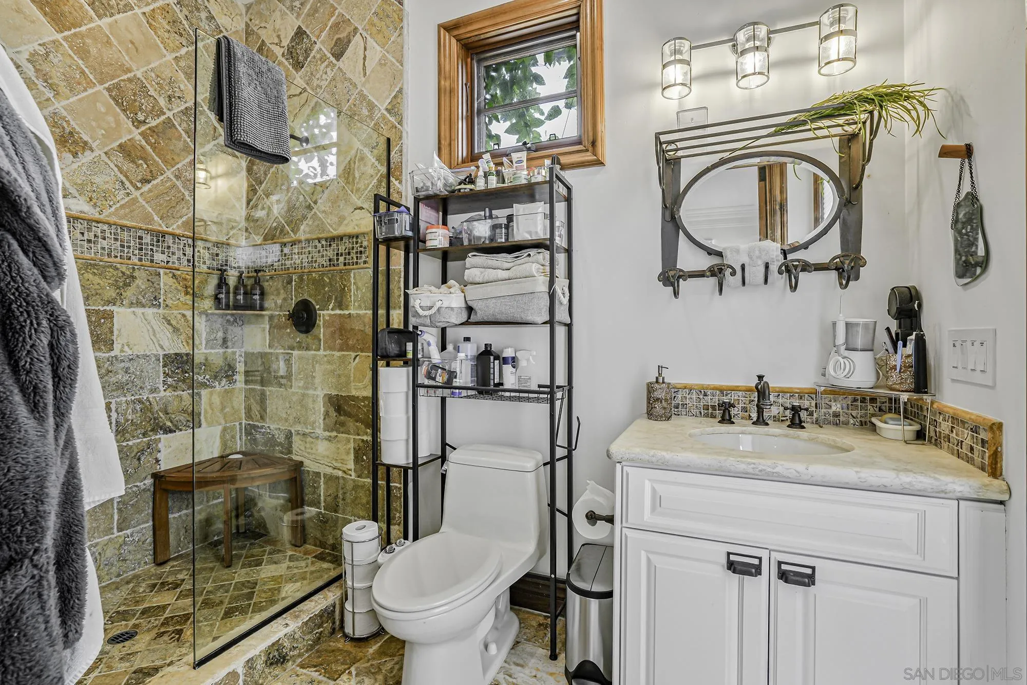 15823 The River Trail