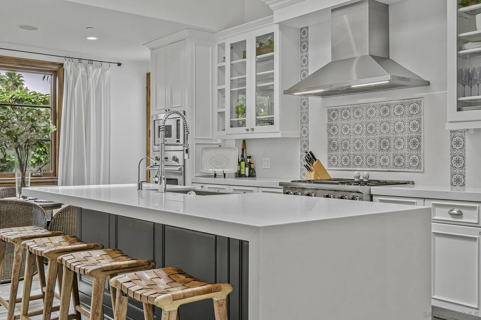 15823 The River Trail