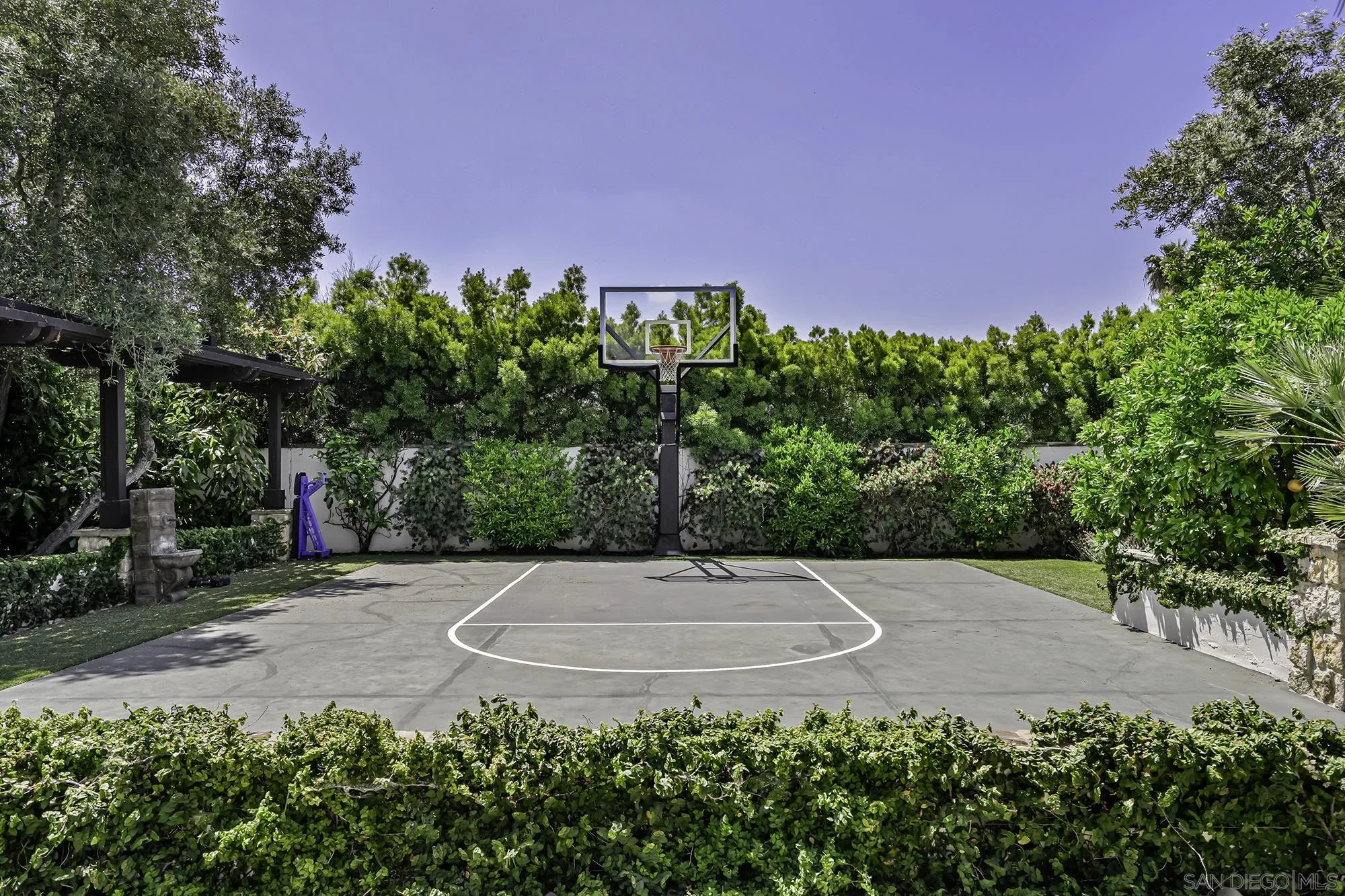 15823 The River Trail