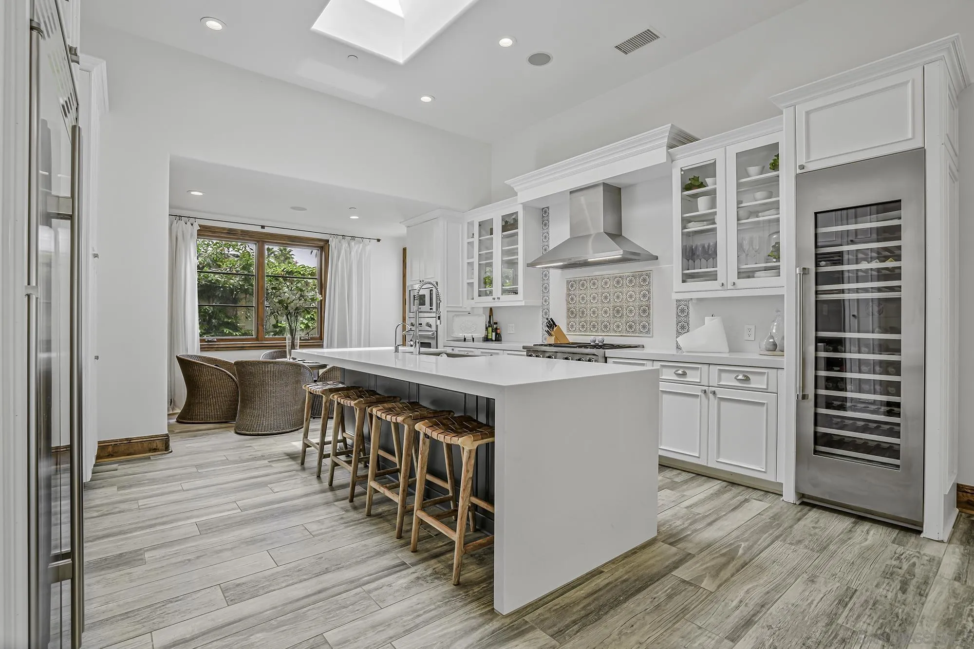 15823 The River Trail