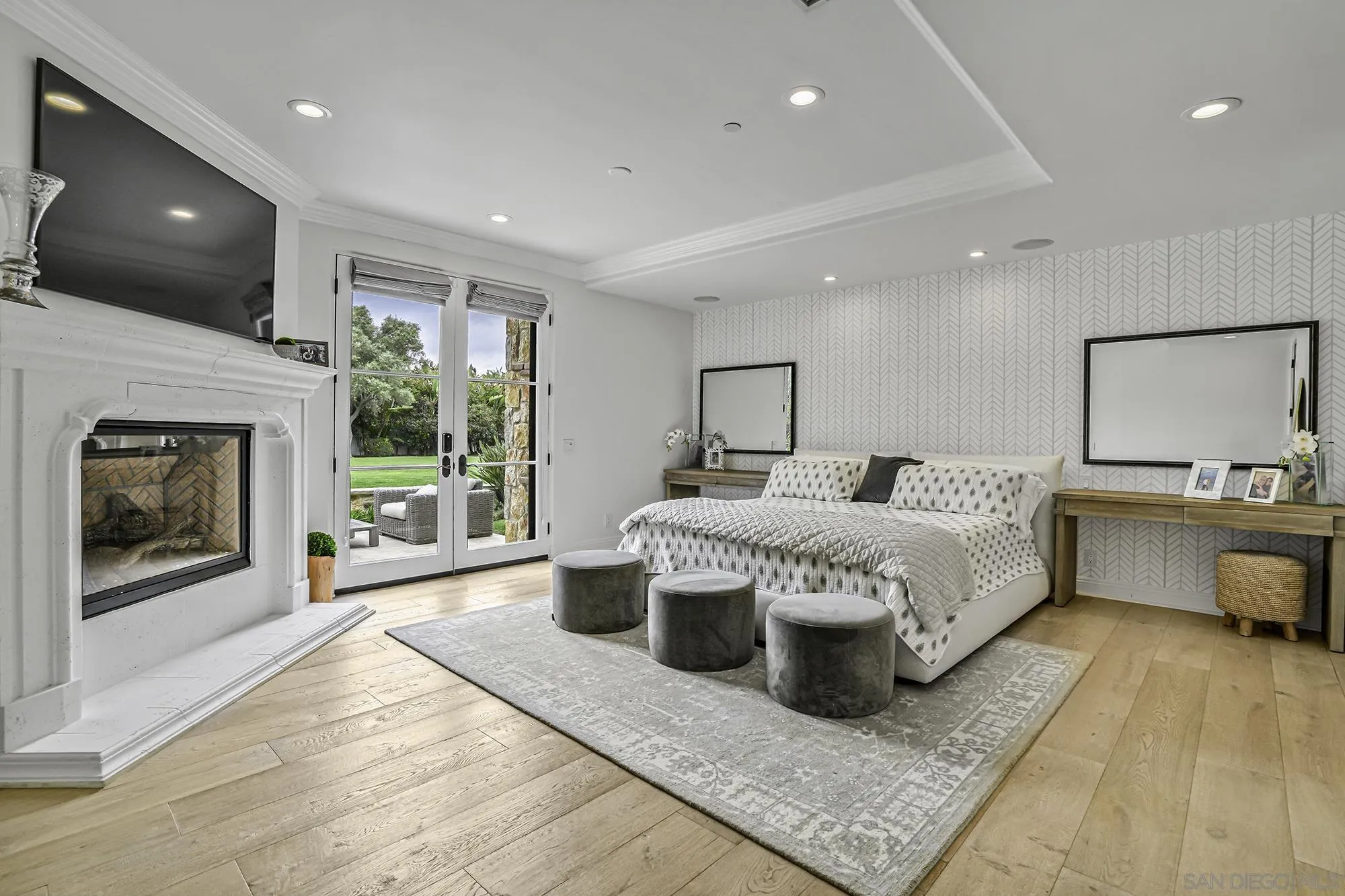 15823 The River Trail