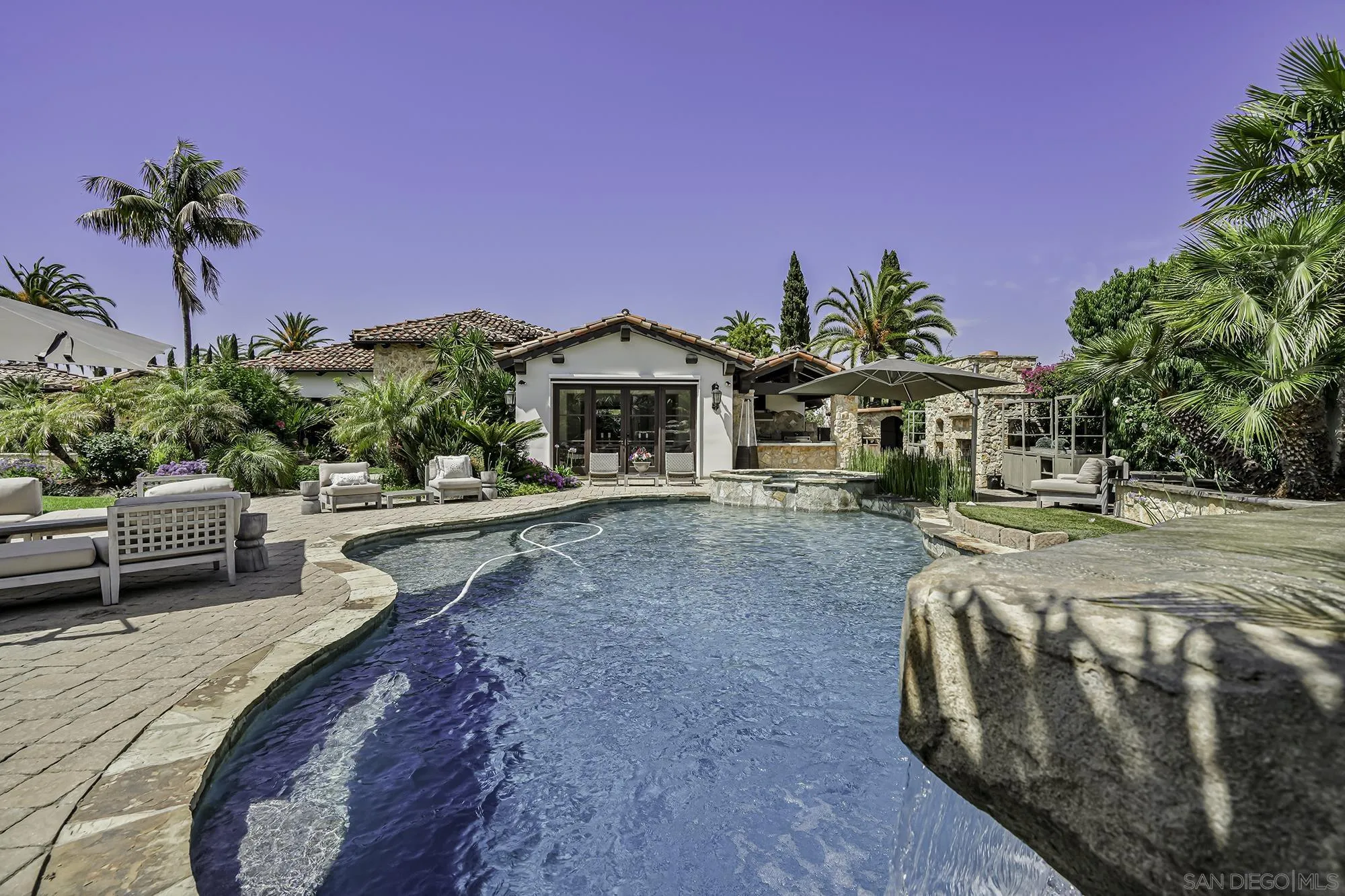 15823 The River Trail