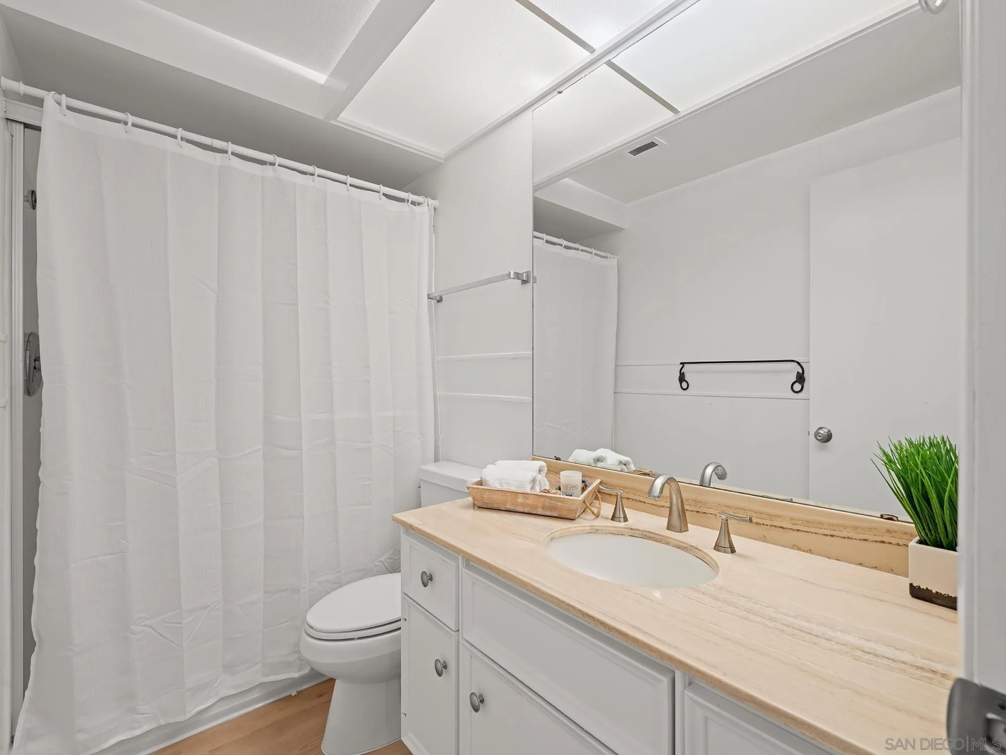 12140 Rancho Bernardo Dr Unit B